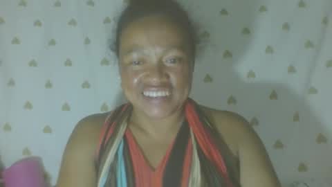 carinesexy69 online show from February 6, 2026, 2:09 pm