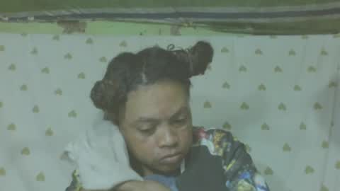 Snapshot of carinesexy69 chatting on July 2, 2026, 12:00 pm carinesexy69 online show from July 2, 2026, 12:00 pm