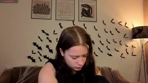 Elena online show from October 31, 2025, 3:29 am