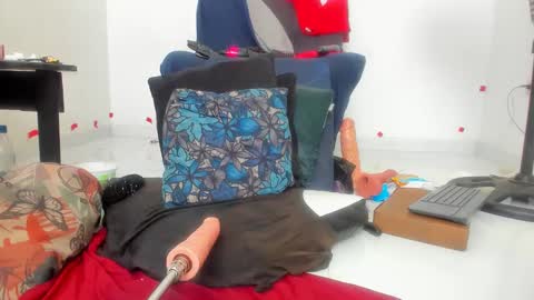 carla_prestige online show from October 10, 2025, 1:32 pm