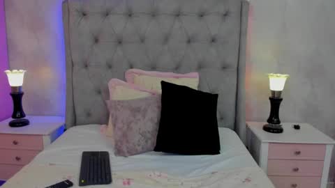 Carla  online show from May 12, 2026, 9:12 pm