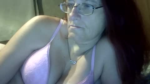 carleeswoman08 online show from July 7, 2026, 11:58 am
