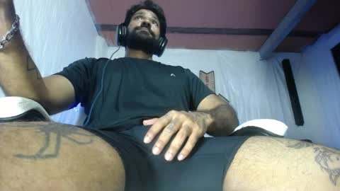Snapshot of carlo_yates27 chatting on May 30, 2026, 2:41 am carlo yates thx for help me to reach 100 thumps up online show from May 30, 2026, 2:41 am