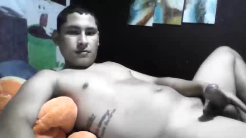 carlos221230807825 online show from May 18, 2026, 7:58 am