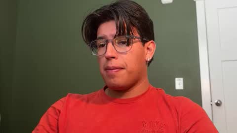 carlosjosecb2 online show from November 20, 2025, 7:13 pm