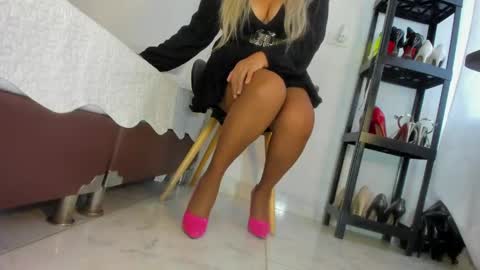 Snapshot of carlota_flow chatting on May 29, 2026, 9:46 pm carlota_flow online show from May 29, 2026, 9:46 pm
