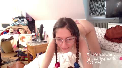 Carly Pearls online show from May 16, 2026, 4:20 am