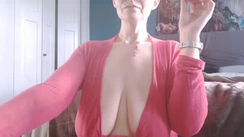 Carly Smiles online show from December 20, 2024, 5:51 pm