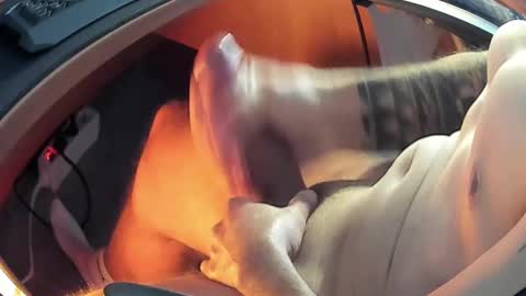 carmelber online show from March 9, 2025, 12:31 pm