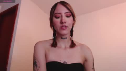 carmennrusso online show from January 29, 2025, 7:11 pm