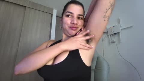 Snapshot of carmesix__ chatting on June 5, 2026, 12:00 pm carmesix__ online show from June 5, 2026, 12:00 pm