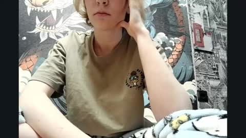 Lisa online show from November 25, 2025, 7:41 am