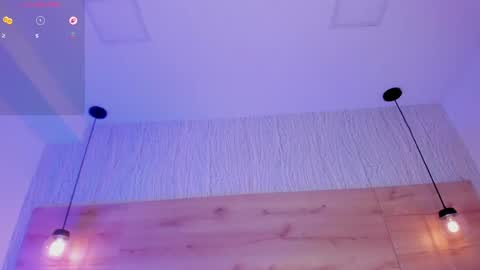 Caro online show from May 6, 2026, 8:03 pm