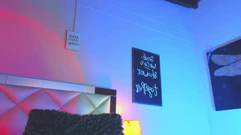 Snapshot of caro_zapata chatting on December 18, 2024, 8:42 am Carolina online show from December 18, 2024, 8:42 am