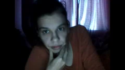 Snapshot of caroisback chatting on September 23, 2025, 7:44 am caroisback online show from September 23, 2025, 7:44 am