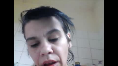 Snapshot of caroisback chatting on October 14, 2025, 10:27 am caroisback online show from October 14, 2025, 10:27 am