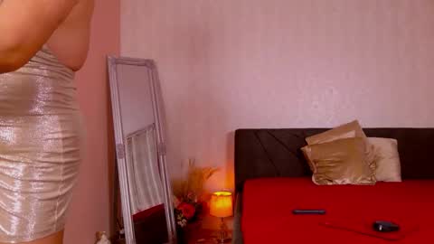 CaroJhones online show from February 20, 2026, 3:25 am