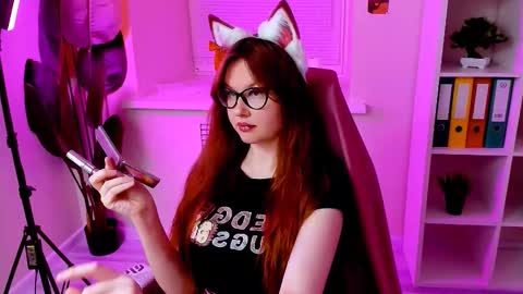 Snapshot of carol_carmen chatting on February 21, 2026, 12:50 pm Carol online show from February 21, 2026, 12:50 pm