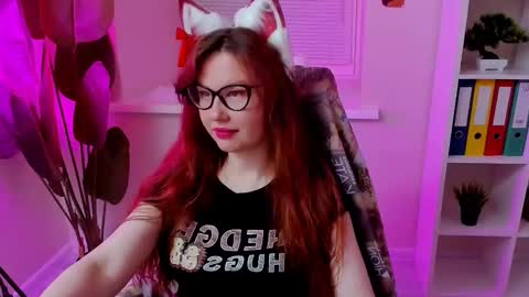 Snapshot of carol_carmen chatting on February 25, 2026, 7:23 pm Carol online show from February 25, 2026, 7:23 pm