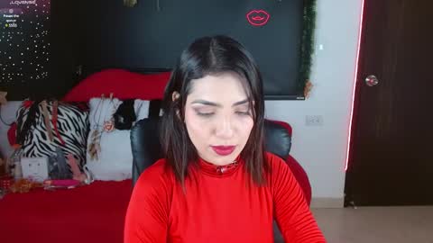 Snapshot of carolaine69_ chatting on January 3, 2025, 1:58 pm Caroline online show from January 3, 2025, 1:58 pm