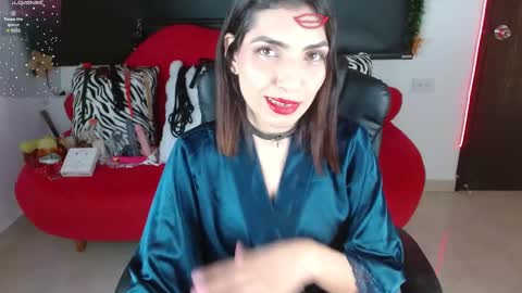 Snapshot of carolaine69_ chatting on January 6, 2025, 2:14 pm Caroline online show from January 6, 2025, 2:14 pm