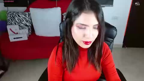 Snapshot of carolaine69_ chatting on September 22, 2025, 1:35 pm Caroline online show from September 22, 2025, 1:35 pm