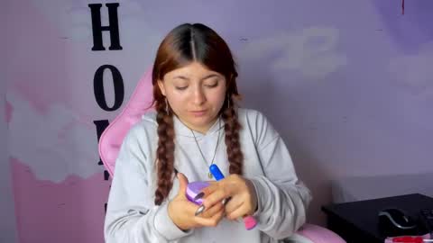 Snapshot of carolay759687 chatting on February 27, 2025, 8:50 am carolay759687 online show from February 27, 2025, 8:50 am