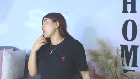 carolay759687 online show from December 21, 2025, 4:19 am