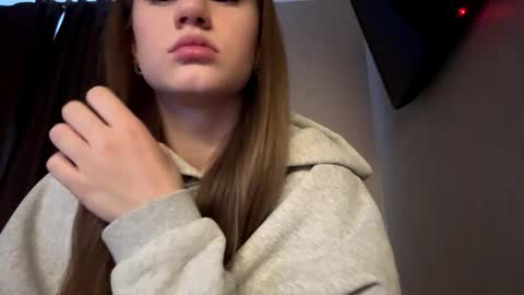 Snapshot of carolecronan chatting on January 7, 2026, 8:39 am Lisa online show from January 7, 2026, 8:39 am