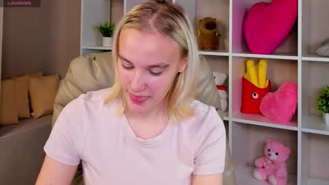 Carol online show from September 24, 2025, 4:27 am