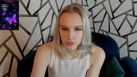 Carol online show from December 5, 2025, 9:29 am