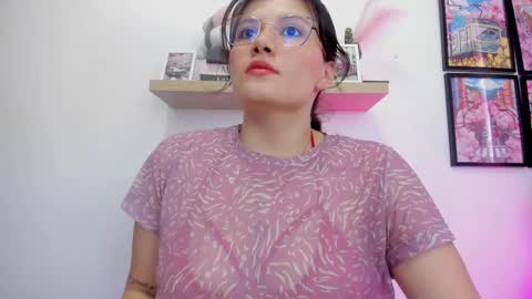 Carolina  online show from September 27, 2025, 8:58 pm