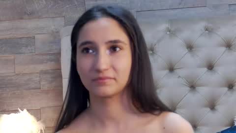 Snapshot of carolinahart chatting on January 10, 2026, 6:42 pm carolinahart online show from January 10, 2026, 6:42 pm