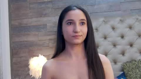 Snapshot of carolinahart chatting on January 15, 2026, 1:59 pm carolinahart online show from January 15, 2026, 1:59 pm