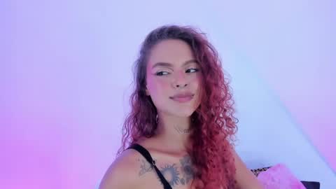 Snapshot of caroline_clark420 chatting on May 25, 2026, 2:28 am Caroline Clark online show from May 25, 2026, 2:28 am