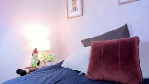  Caroline  online show from January 6, 2026, 11:25 am