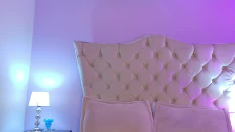 Snapshot of caroline_nasty__ chatting on May 27, 2026, 1:57 am Caroline online show from May 27, 2026, 1:57 am