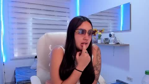Snapshot of caroline_rodriguez_9 chatting on April 25, 2026, 8:06 pm caroline_rodriguez_9 online show from April 25, 2026, 8:06 pm