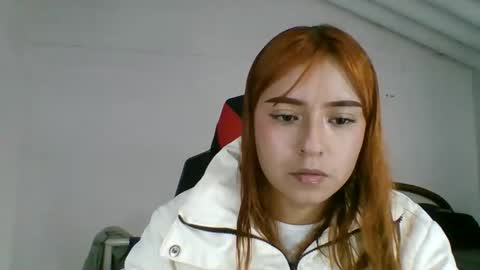 carolinnapinkman online show from May 11, 2026, 8:06 pm