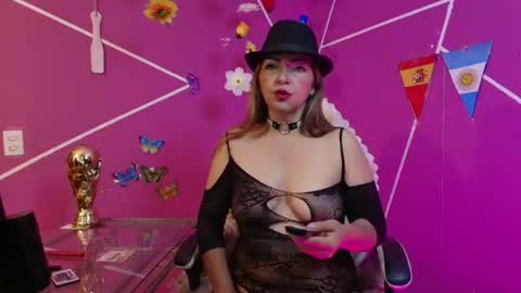 CAROL online show from July 17, 2026, 10:33 am