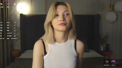 Snapshot of carolreeves chatting on May 12, 2026, 4:48 pm Carol online show from May 12, 2026, 4:48 pm