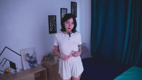 Kate online show from June 1, 2026, 11:12 am