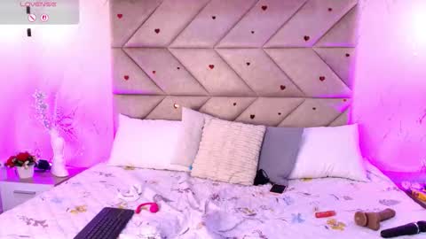 Caro online show from February 20, 2026, 9:59 pm