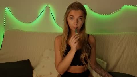 carriebradshawww online show from October 2, 2025, 1:40 pm