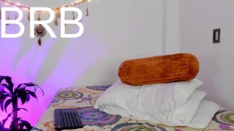 Snapshot of carriexwood chatting on January 18, 2025, 1:19 am Nia  online show from January 18, 2025, 1:19 am