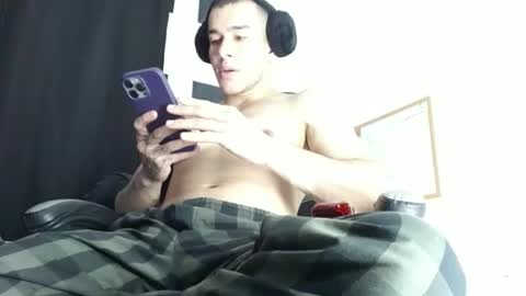 Matheus online show from March 4, 2026, 2:06 am