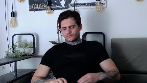 Snapshot of carter_reos chatting on March 1, 2025, 5:16 pm Carter online show from March 1, 2025, 5:16 pm