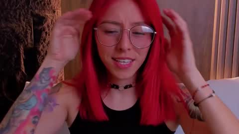 Snapshot of casandra_busting chatting on March 3, 2025, 7:06 pm Casandra online show from March 3, 2025, 7:06 pm