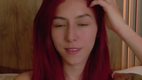 Snapshot of casandra_busting chatting on February 19, 2026, 7:10 pm Casandra online show from February 19, 2026, 7:10 pm