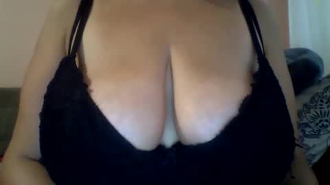 Casey online show from October 22, 2025, 5:19 am